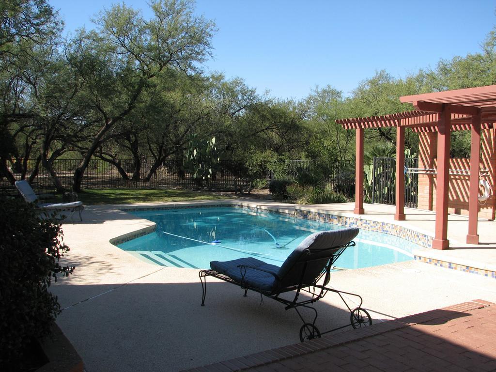 Desert Trails Bed & Breakfast Tanque Verde Exteriör bild